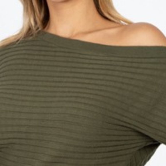 Ribbed Knit Slouch Shoulder Sweater - Picture 6 of 8